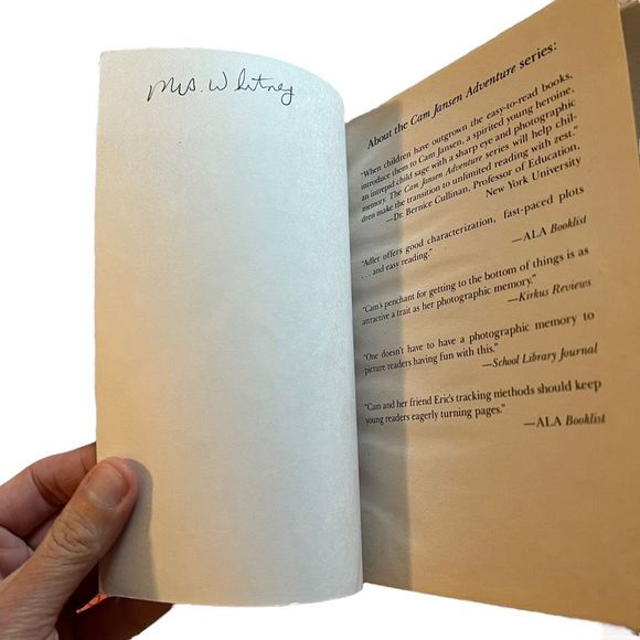 Elementary Age Book Lot Of 3 Paperback Chapter‎ Books Amber Brown UFOs & Notes - Picture 10 of 15